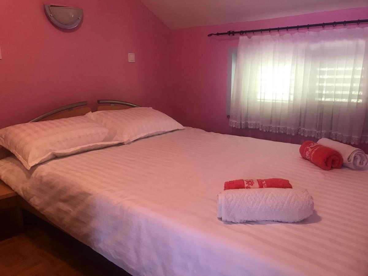 Kuca Za Odmor Magdalena&V Apartment Krapina Ngoại thất bức ảnh